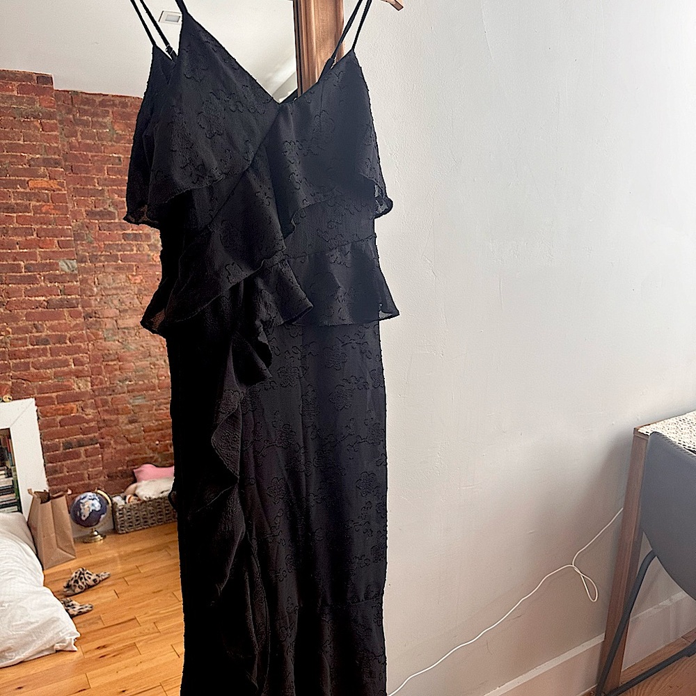 Target Ruffle Midi Dress in Black Size S